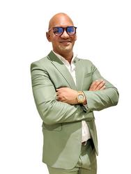 SHIRAAZ MOHAMED, estate agent