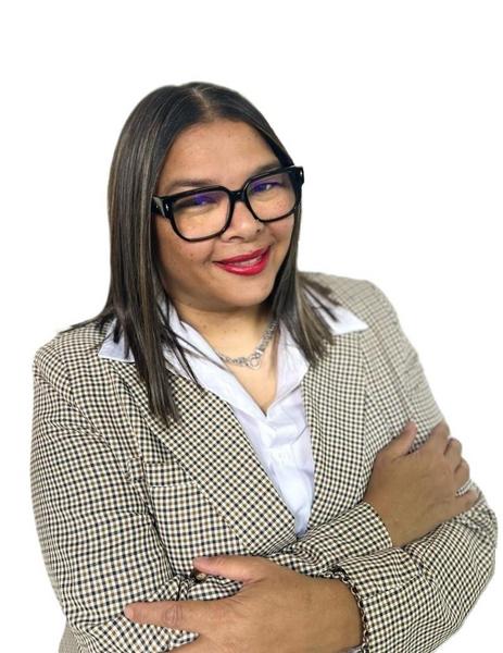 ZAY-YAAN ADAMS, estate agent