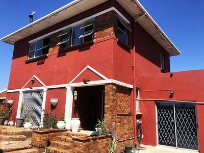 House For Sale in Maitland, Cape Town