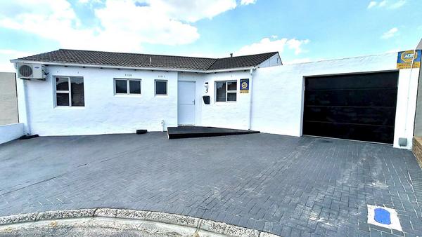 House For Sale in Northpine, Cape Town