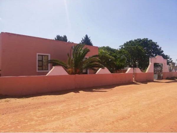 House For Sale in Chatsworth, Malmesbury
