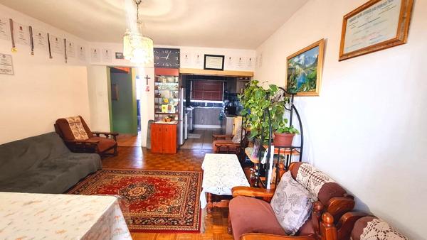 Apartment / Flat For Sale in Maitland, Cape Town